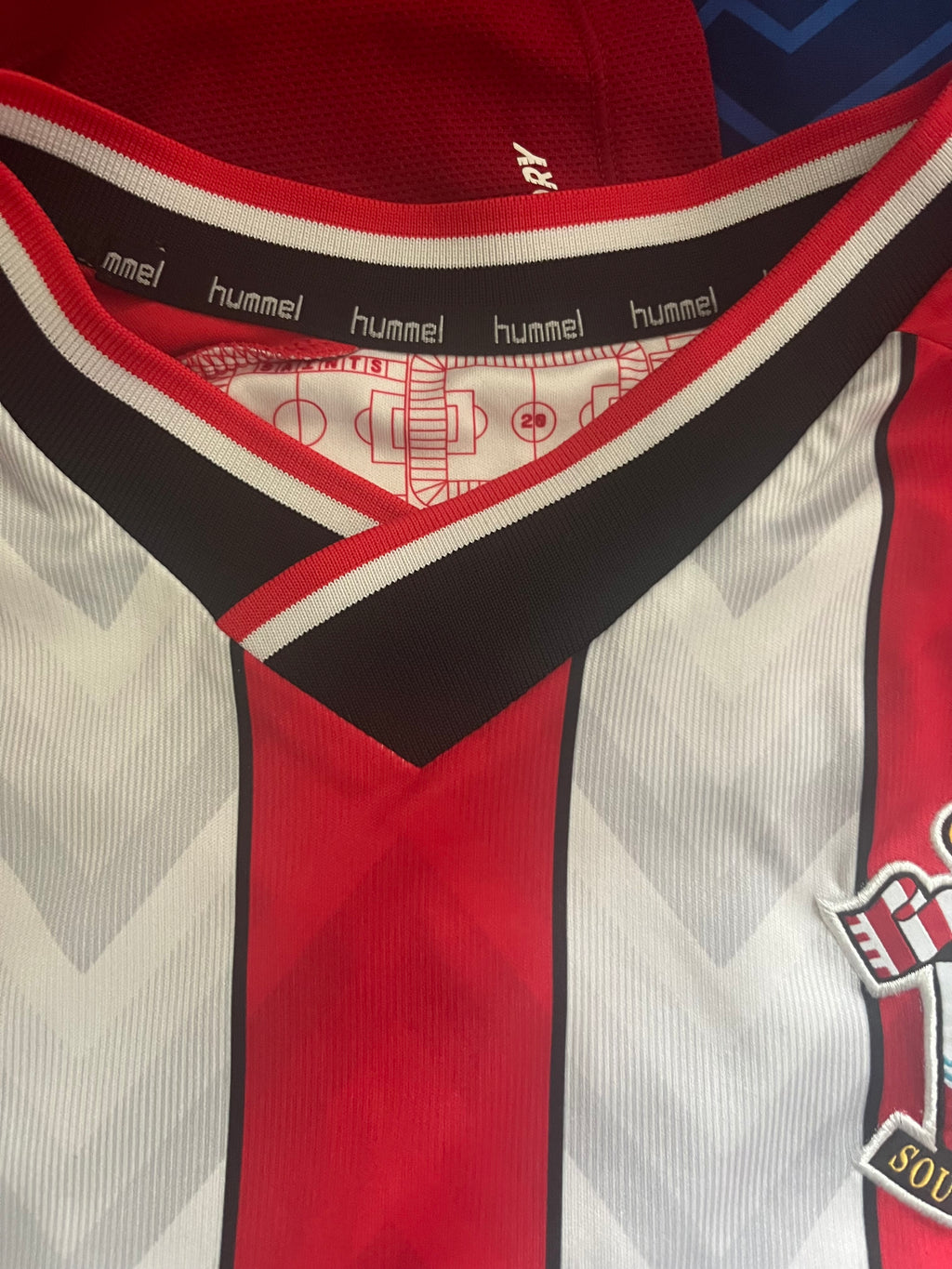 Southampton 2021/22 Home Oriole Romeu Jersey🏴󠁧󠁢󠁥󠁮󠁧󠁿