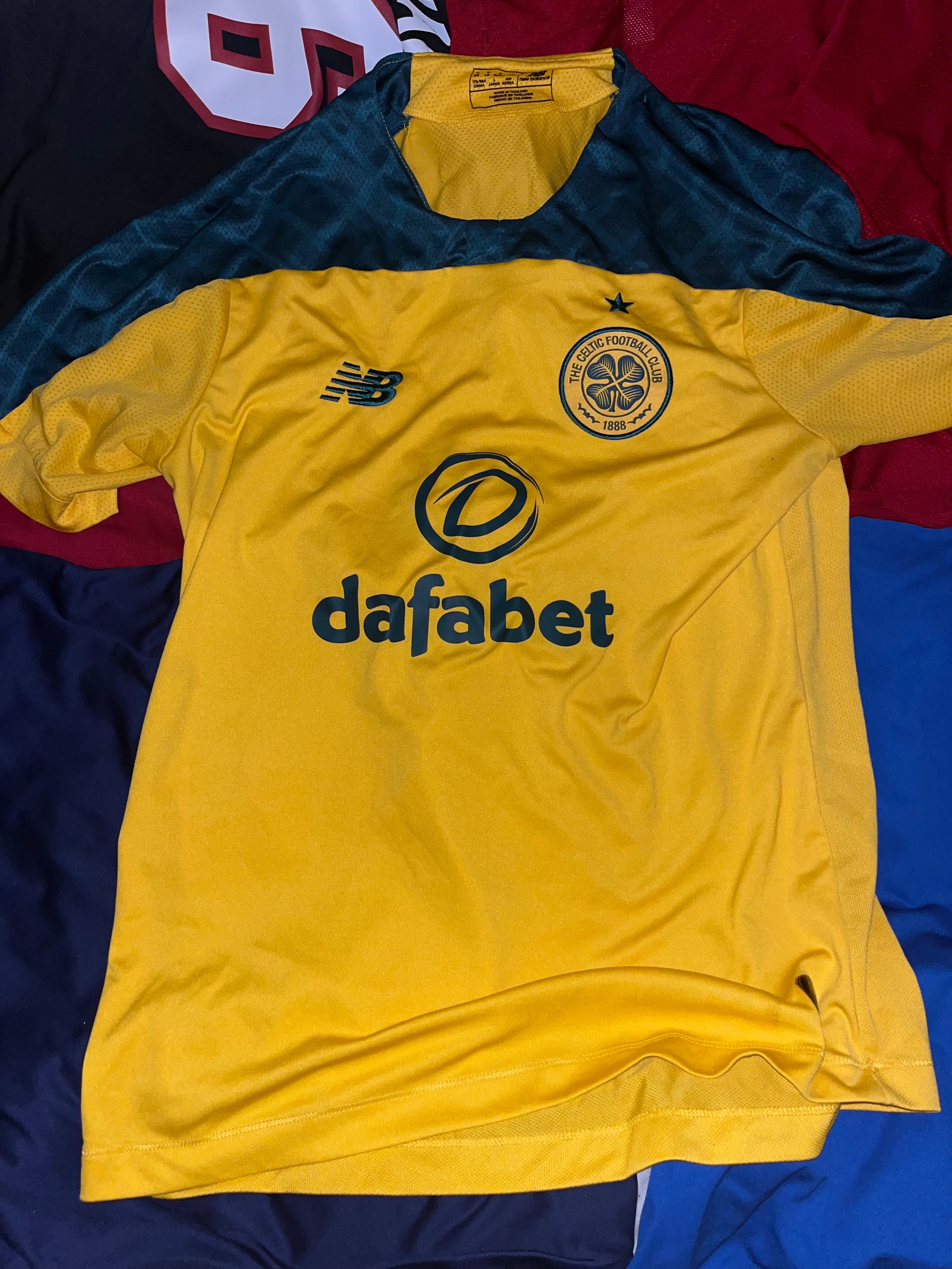 Celtic 2015/16 Away Jersey🏴󠁧󠁢󠁳󠁣󠁴󠁿