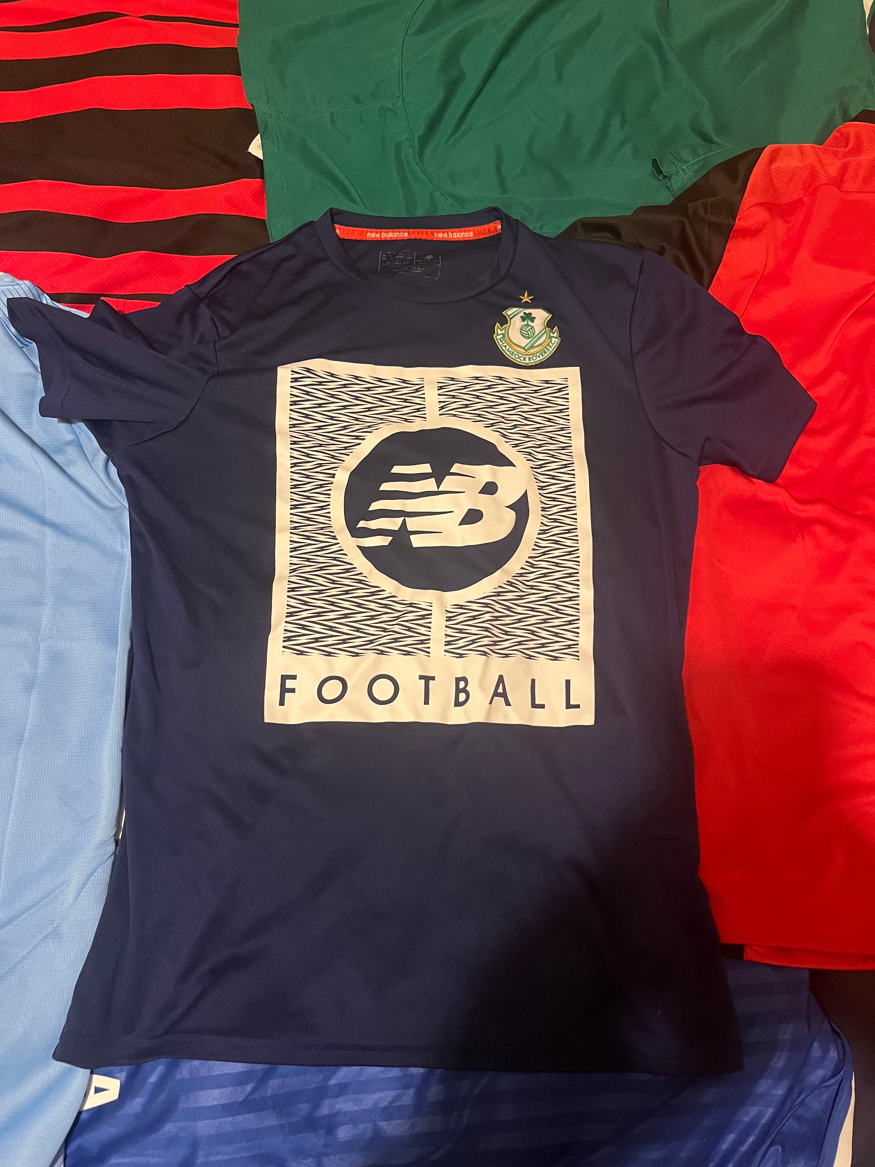 Navy New Balance Shamrock Rovers 2016/17 Sportswear Top🇮🇪