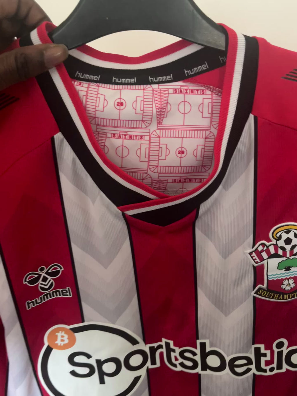 Southampton 2021/22 Home Oriole Romeu Jersey🏴󠁧󠁢󠁥󠁮󠁧󠁿